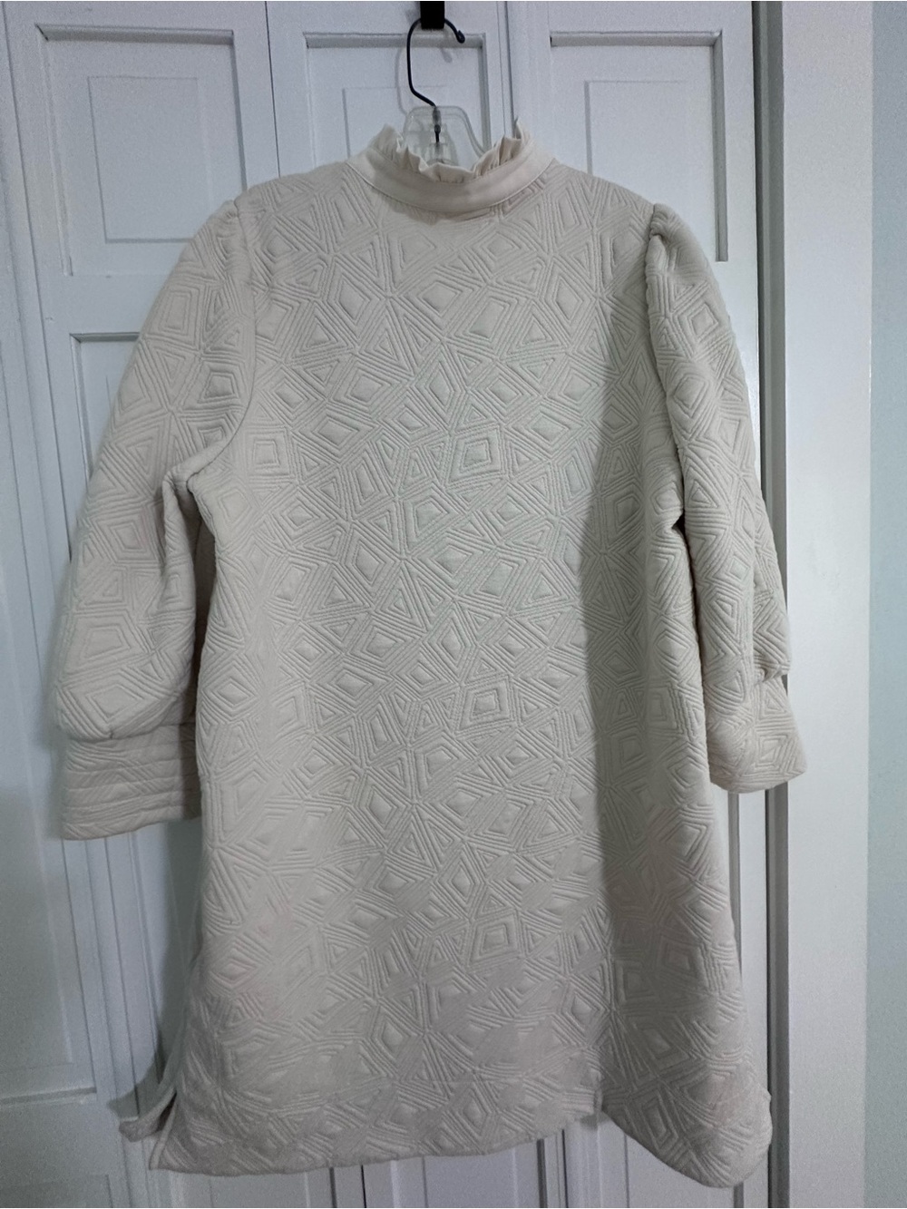 Cream cotton dress. - Picture 6 of 6